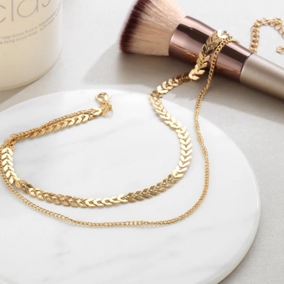 3/$30 Gold Fishbone & Chain Choker - Picture 3 of 8